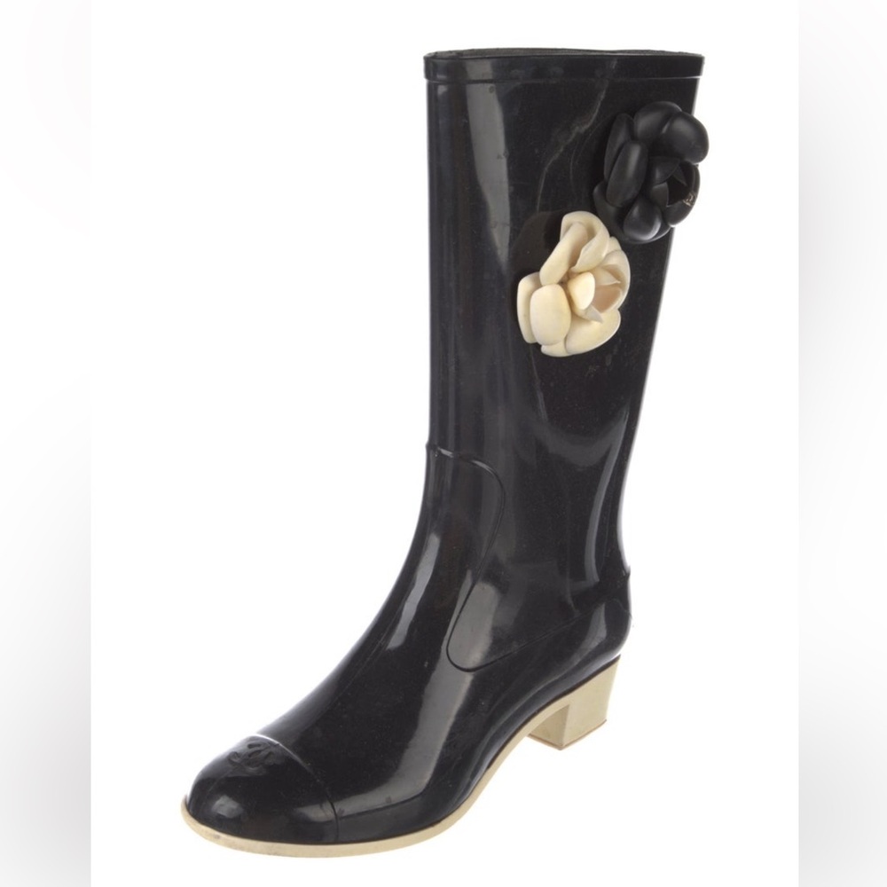 Chanel rain boots size 40